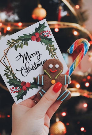 Christmas gingerbread men and cookies